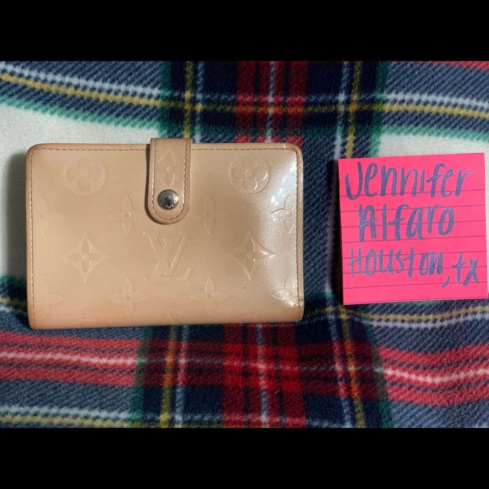 Louis Vuitton Vernis Kisslock Wallet